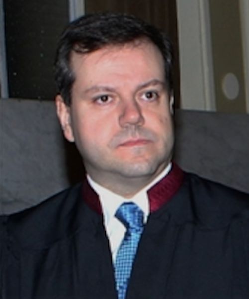 ΤΟΠΑΛΗΣ Π ΧΡΗΣΤΟΣ MD, MSc, PhD (c) είναι Ορθοπαιδικός Χειρουργός με εξειδίκευση στην Ορθοπαιδική Παίδων